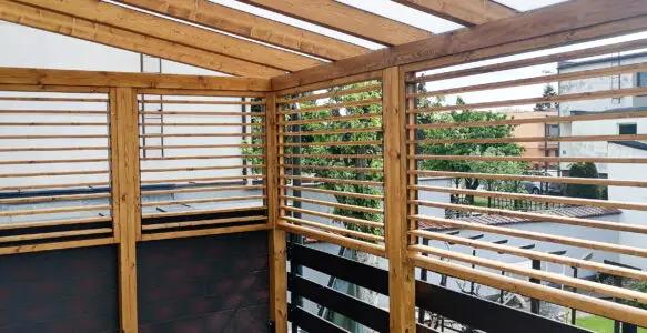 Taras z pergolami ruchomymi