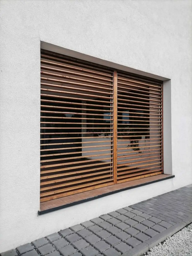 Pergola tarasowa z drewnianych paneli – MS Meble Wolsztyn