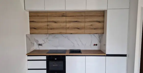 Kuchnia w drewnie i bieli